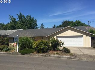 1281 Clinton Dr, Eugene, OR 97401