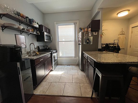 4th image of 2020 24th Ave #1F