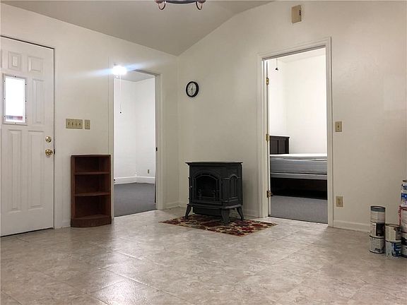 5th image of 417 N Roosevelt Ave