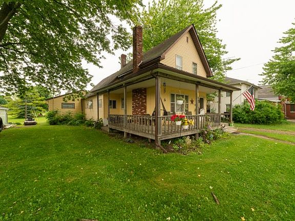 2nd image of 3379 Main St