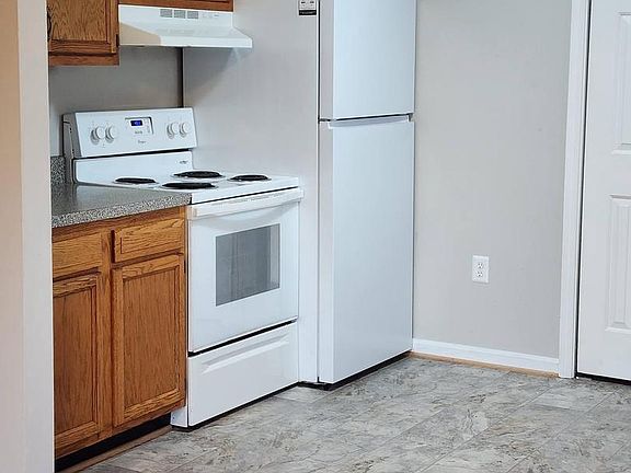 5th image of 1772 Birch Dr