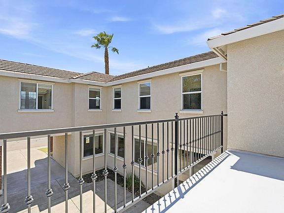 5th image of 1725 Dover Cir