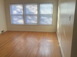 8947 Bronx Ave #1S, Skokie, IL 60077
