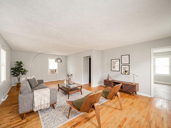 4th image of 702 S 22nd St
