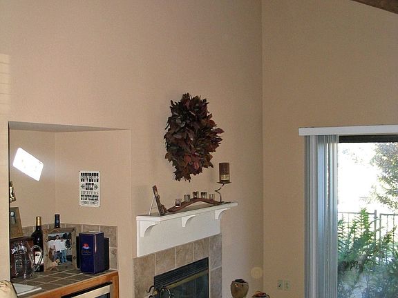 Living wet bar/fireplace