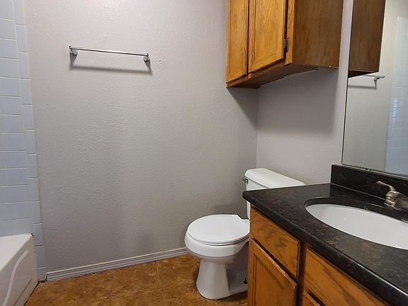 5th image of 1512 Patricia Dr