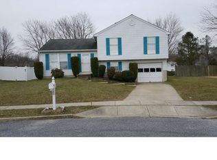 422 Lorne Ct, Williamstown, NJ 08094