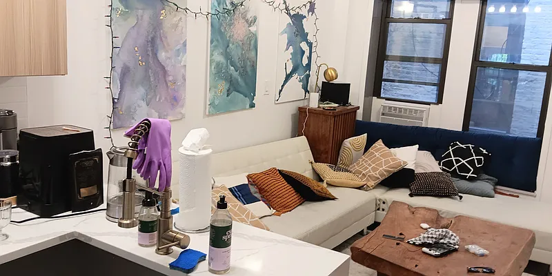 Rented by Downtown Mgt & Realty LLC | media 12