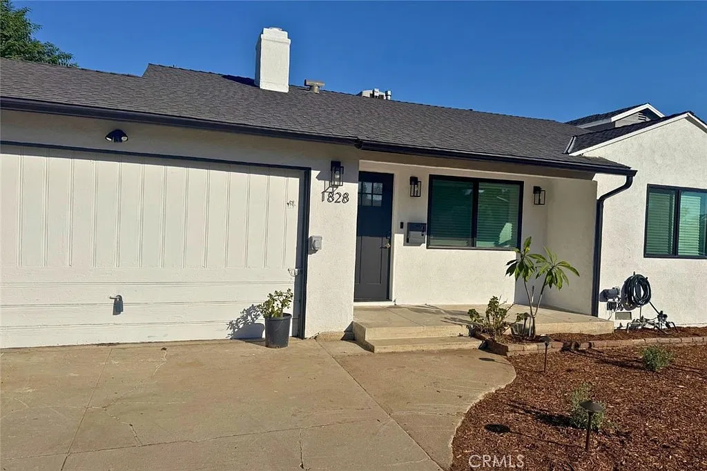 2 bed, 1259 sqft, $4,999 — Photo 2