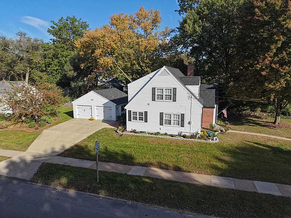 2nd image of 103 Highland Blvd