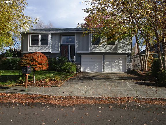 2nd image of 1942 SE 55th Ave