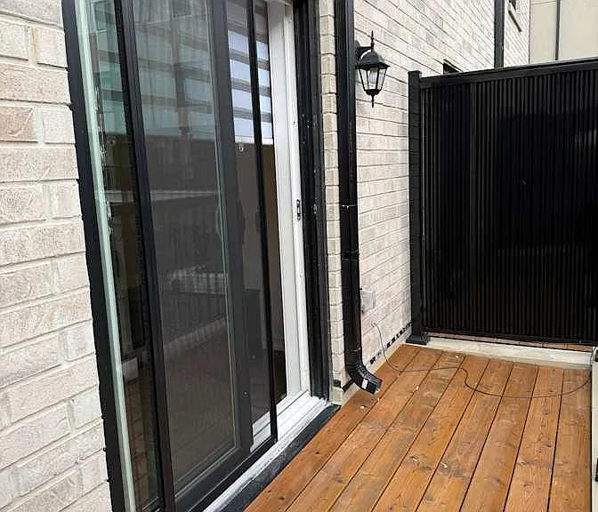 9 Spruce Pines Cres #5 — Photo 5