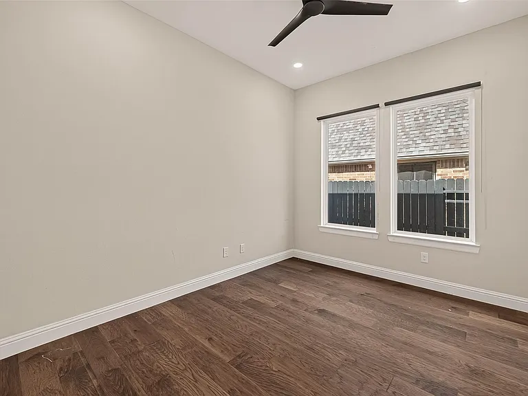 616 Cape Capri Dr — Photo 23