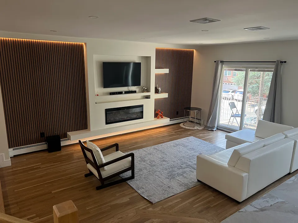 289 Knox Ave #1
