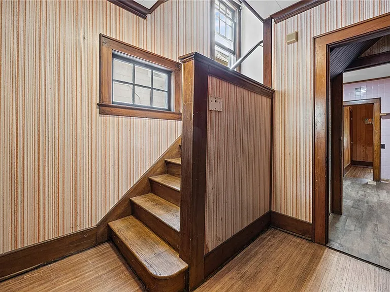 97 Rohr St #1 — Photo 3