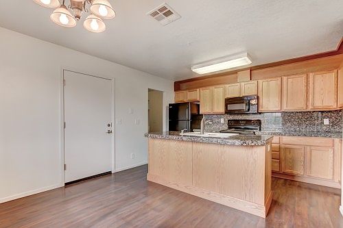 2nd image of 2866 E Dragoon Ave
