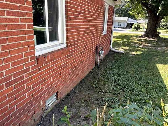 4th image of 8681 N Ricks Dr W