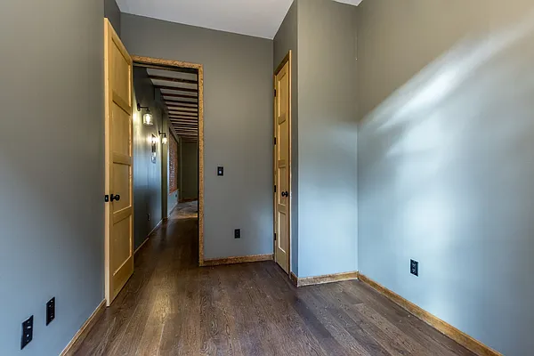 Rented by Nooklyn NYC LLC | media 43