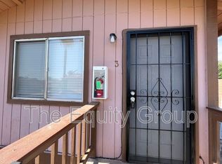 807 Monarch Cir APT 3, Exeter, CA 93221