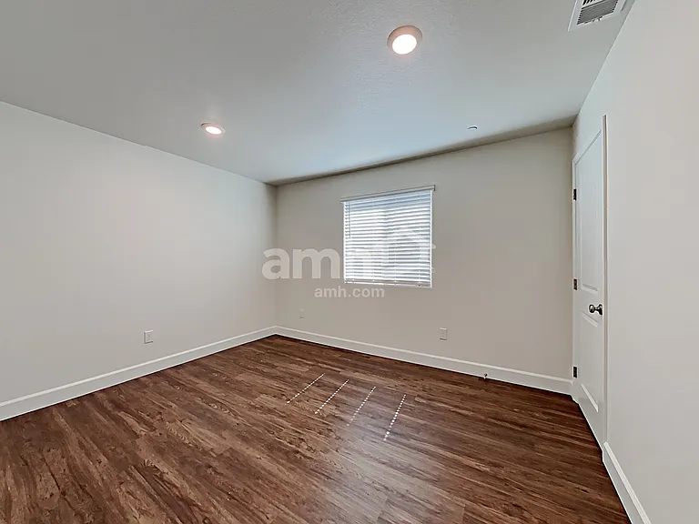 136 Charmante Tulip Ln — Photo 18