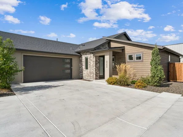 8384 W Meltwater Ln, Eagle, ID 83616