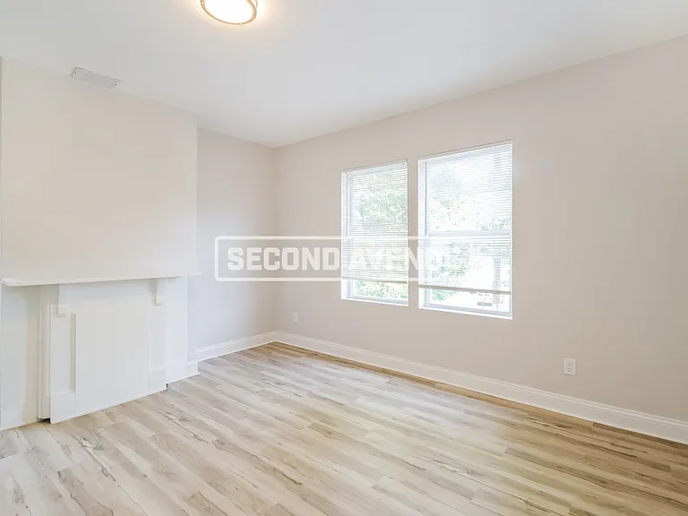 8346 Anthony Wayne Ave — Photo 4