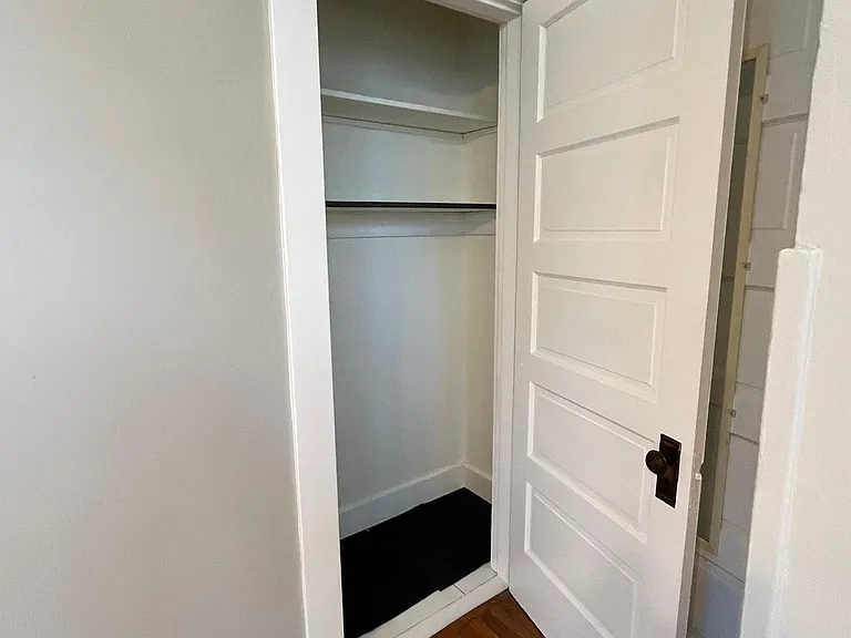 3633 Besuden Ct #1 — Photo 10