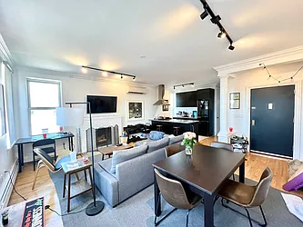 Rented by Nolita Group