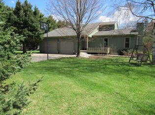 4381 Kubisiak Dr, Amherst, WI 54406