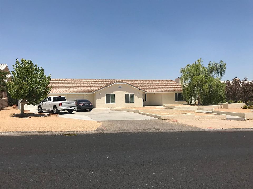 1st image of 26612 Lakeview Dr