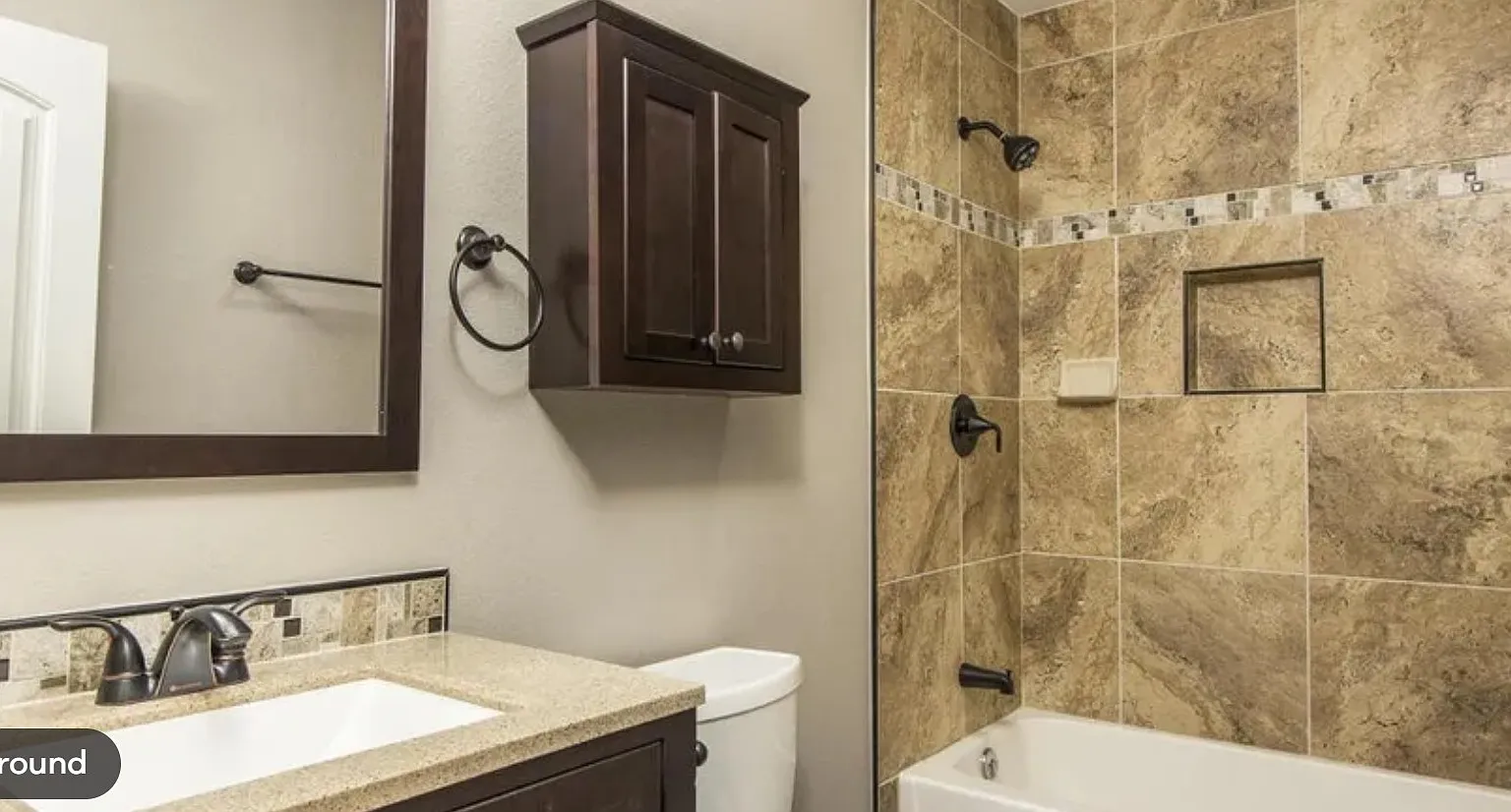 3 bed, 1200 sqft, $2,700 — Photo 3
