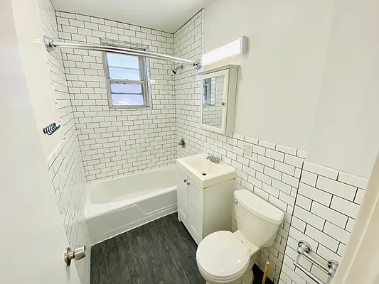 Rented by Corcoran | media 7