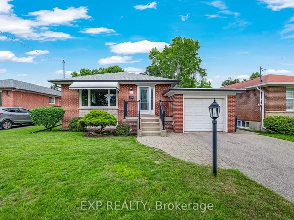 17 Marlena Dr, Toronto, ON M1E 2Y9