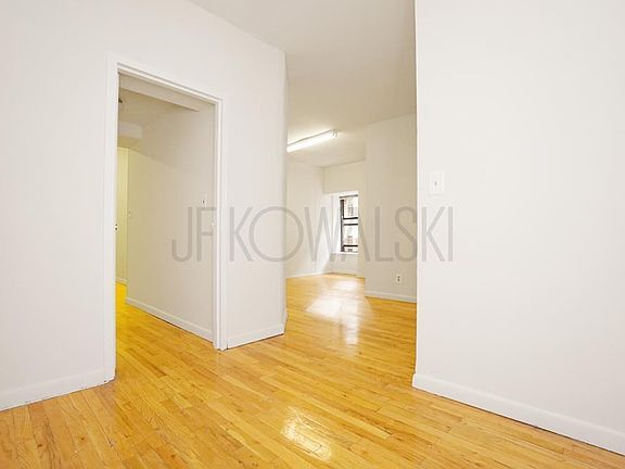4th image of 156 Bleecker St #1CW