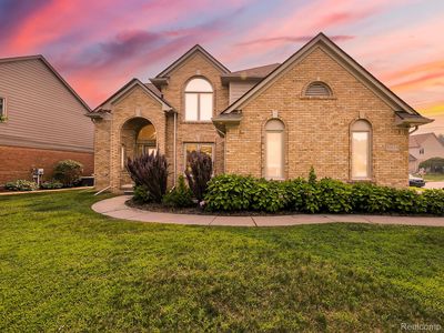 57633 Yorkshire Dr, Washington, MI, 48094