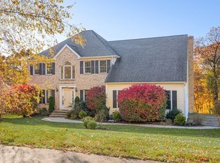 12 Breakneck Hill Rd, Hopkinton, MA 01748