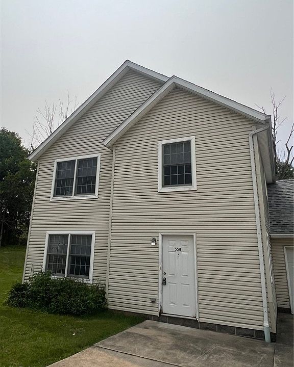 1st image of 558 N Park Ave