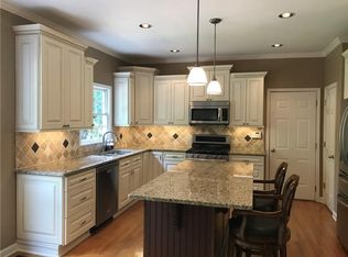 1105 Arya Dr, Roswell, GA 30076