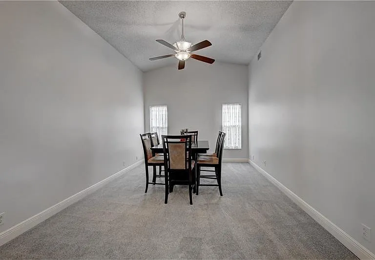 5088 NW 100th Ter — Photo 5