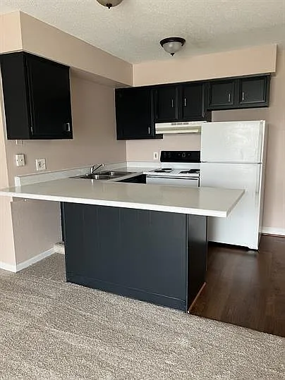 700 S Dewitt Dr #730 — Photo 3