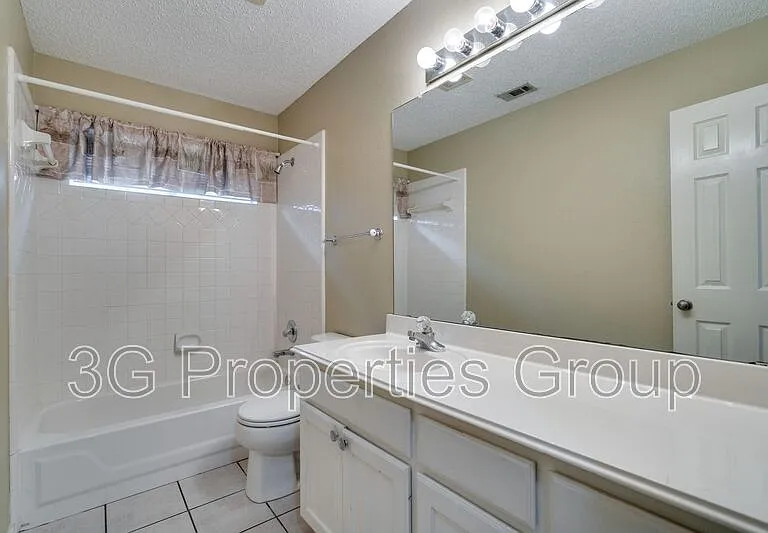 3900 Oak Park Dr — Photo 23