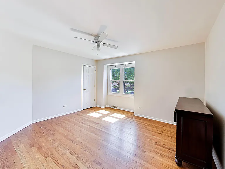 1526 Carrol Ct — Photo 15