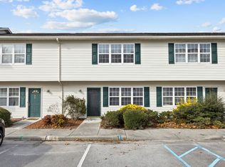 88 Century Ct, Swansboro, NC 28584