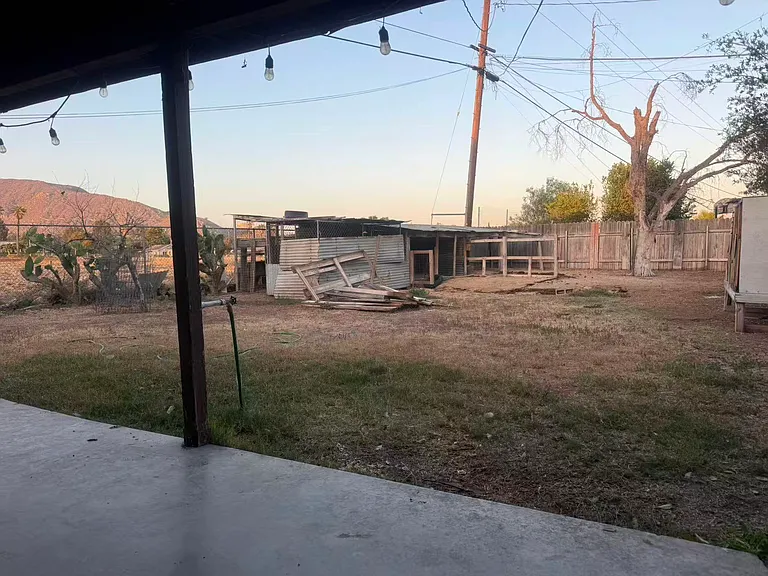 3962 Rosal Rd — Photo 32