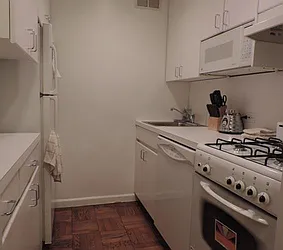 Rented by essential NEW YORK Real Estate