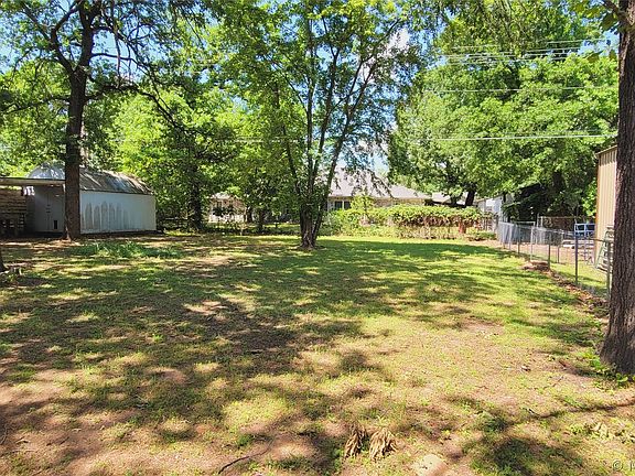 4th image of 417377 Bridgeport Rd