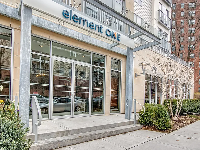 Element One — Photo 22