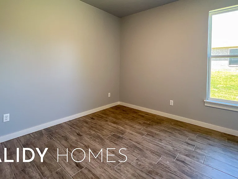 1760 Salma Rd — Photo 23