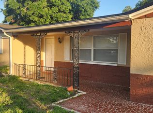 5232 Penguin Dr, Holiday, FL 34690
