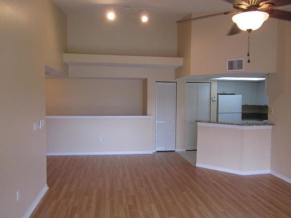 3rd image of 700 Crestwood Ct S APT 704